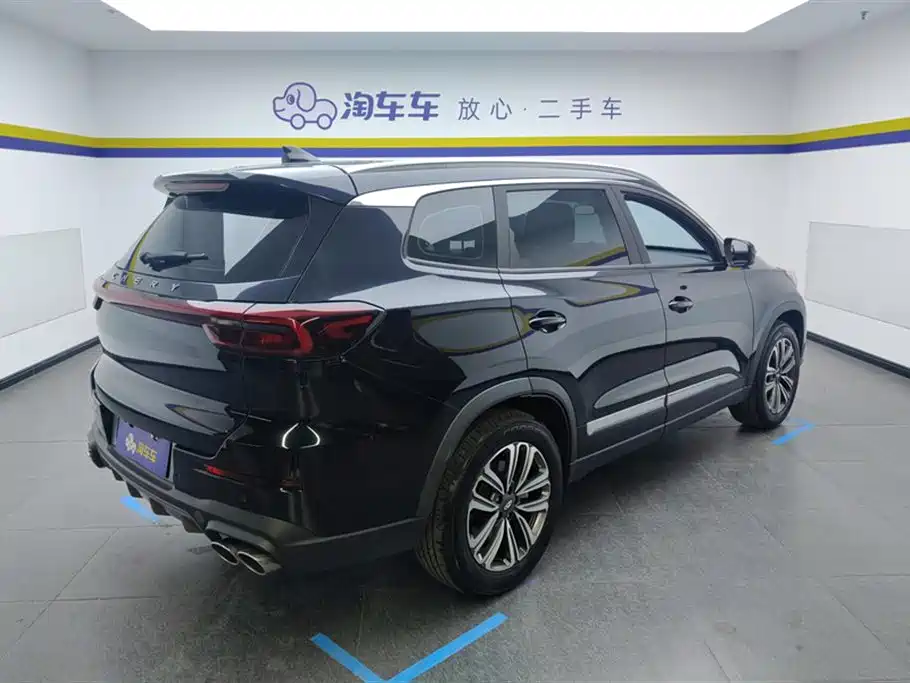 CHERY TIGGO 8