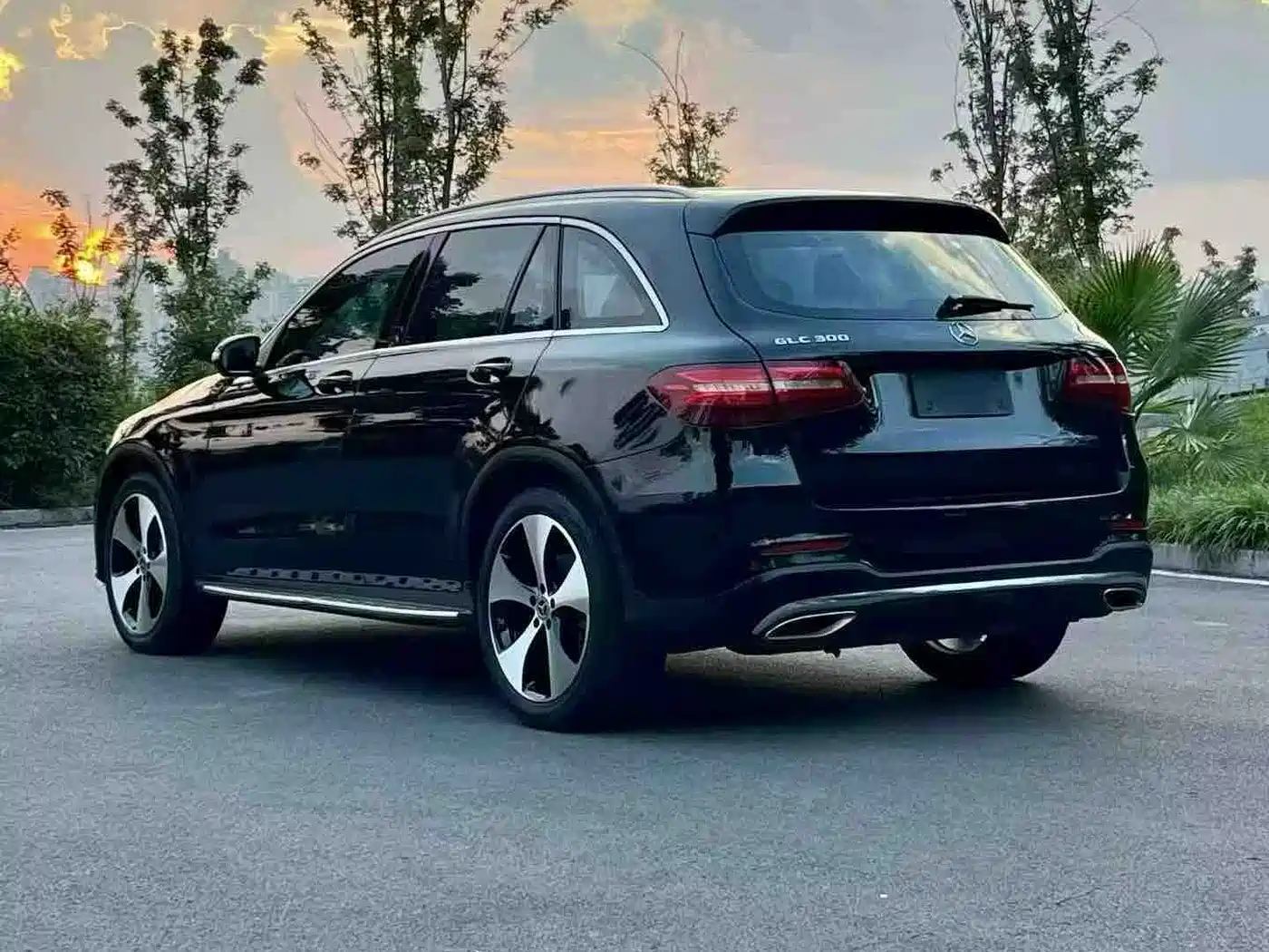 Фото 9 - Mercedes-Benz GLC