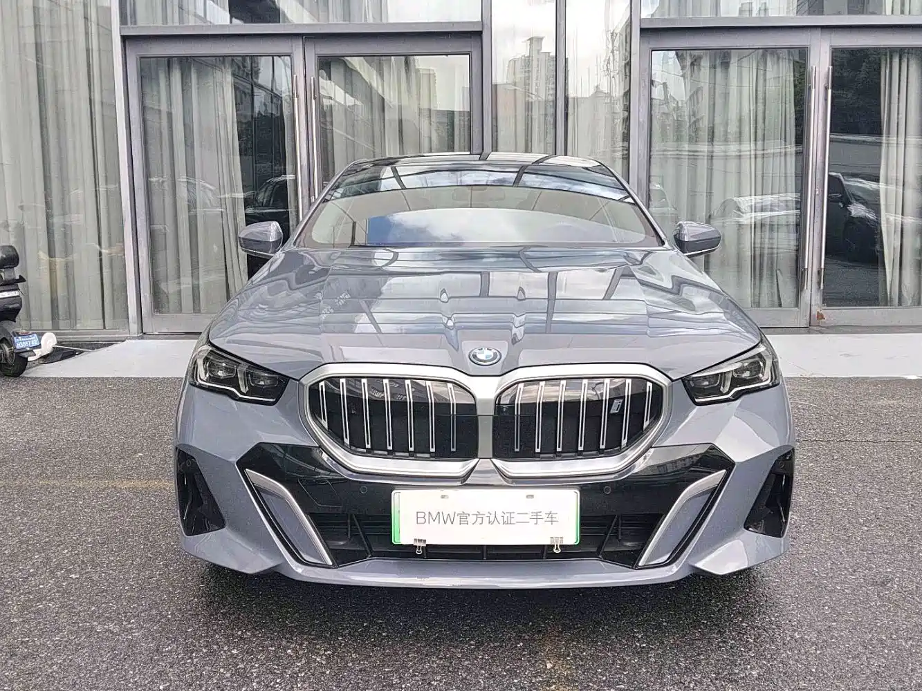 BMW i5 2024 2024 eDrive 35L Premium Model M Sport Package