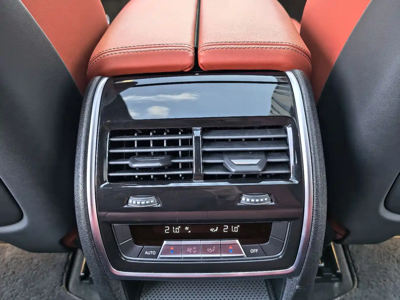BMW X5 M 2023 Model X5 M Thunder Edition фото 37