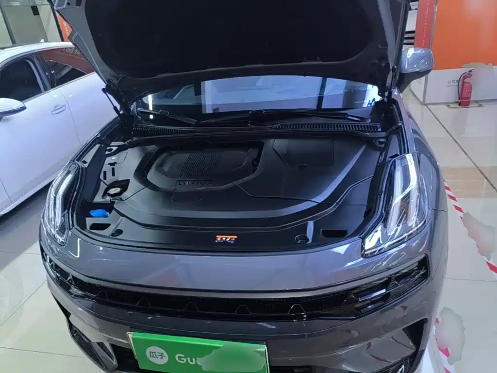 Lynk & Co 06 EM-P 2023 2022 PHEV 84KM Range Pro