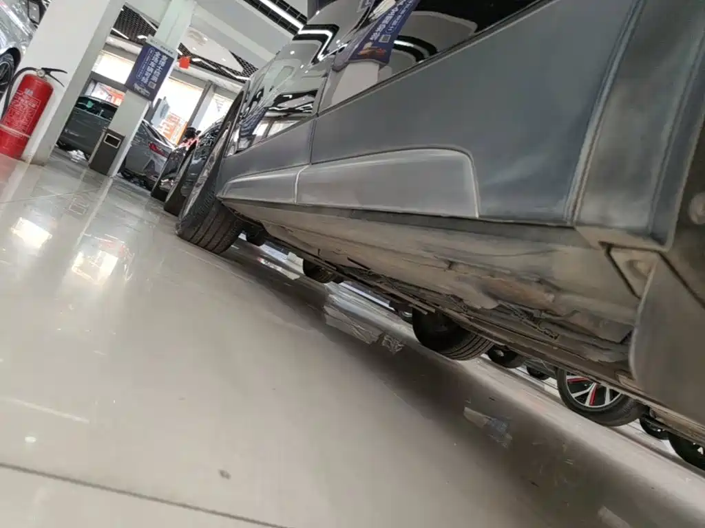 Cadillac XT4 2019 2018 28T FWD Leading Edition