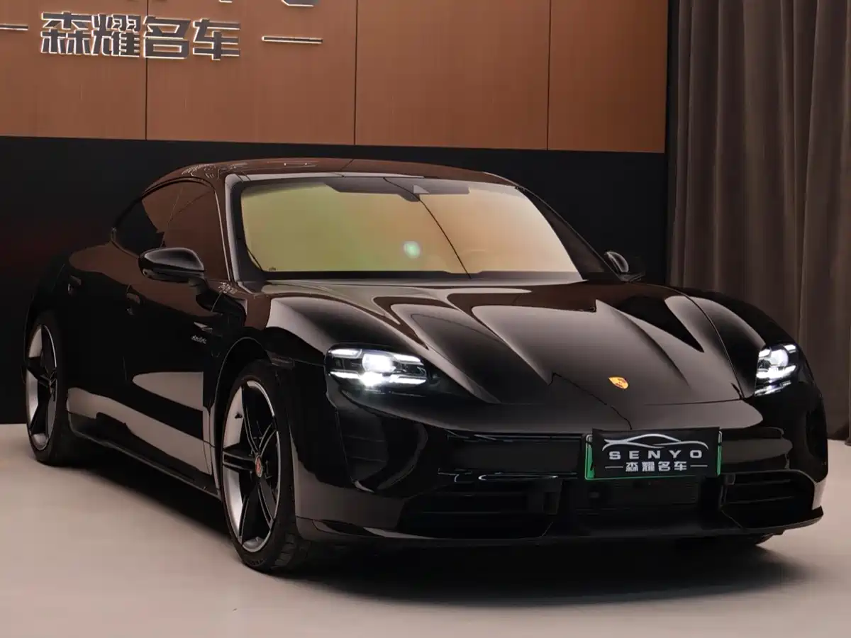 Porsche Taycan 2019 Taycan Turbo фото 3