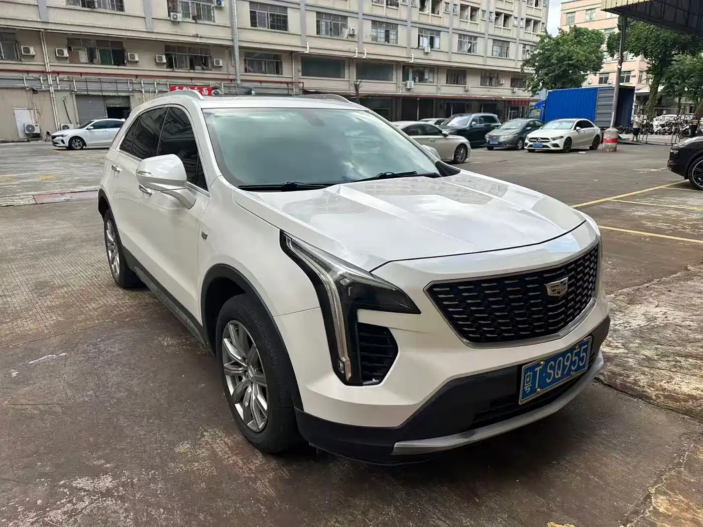 Cadillac XT4 2019 2018 28T FWD Leading Edition