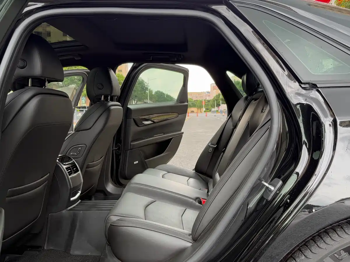 Cadillac CT6 2020 28T Luxury Sport фото 25