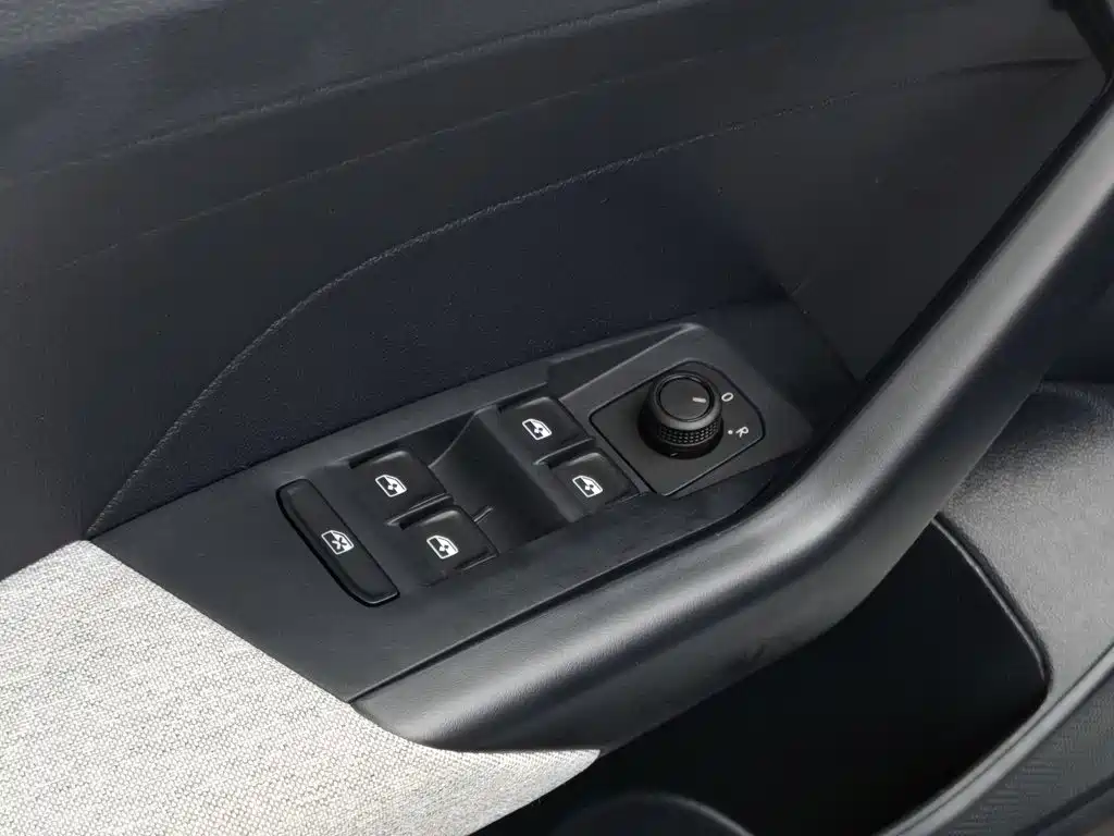 Volkswagen Tharu 2026 2026 New Sharp 1.5L Advance Edition