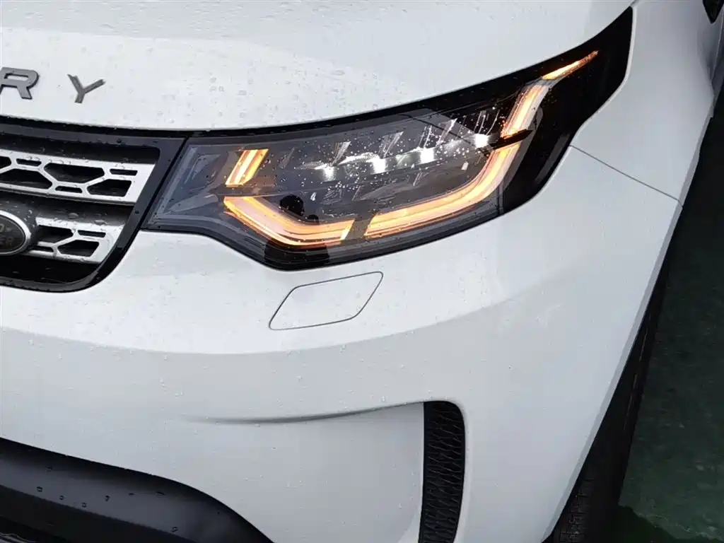 Land Rover Discovery 2017 3.0 SC V6 HSE фото 24