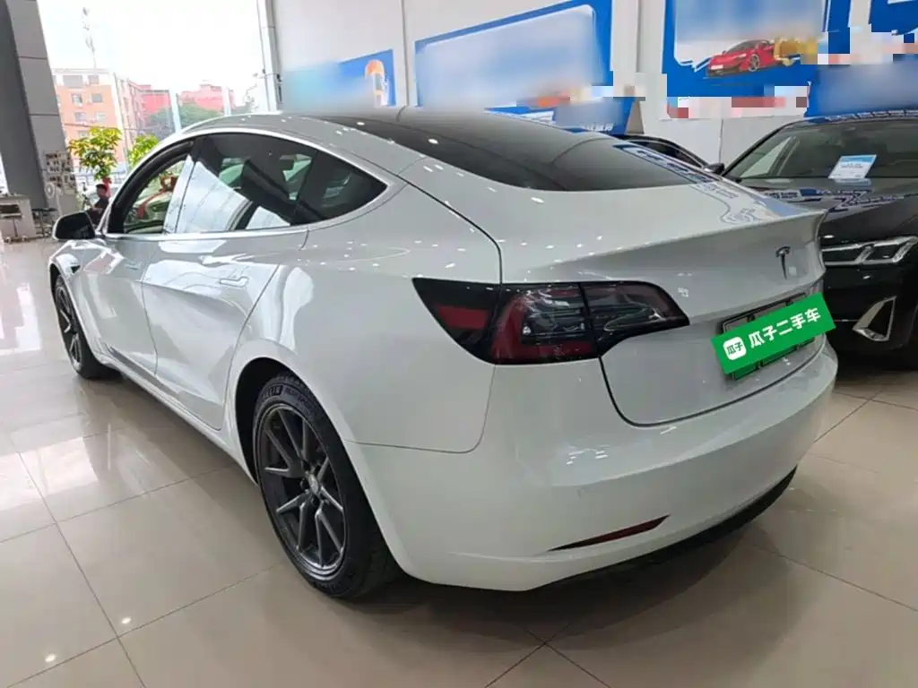 Tesla Model 3 2020 2020 Facelift Standard Range RWD Upgrade