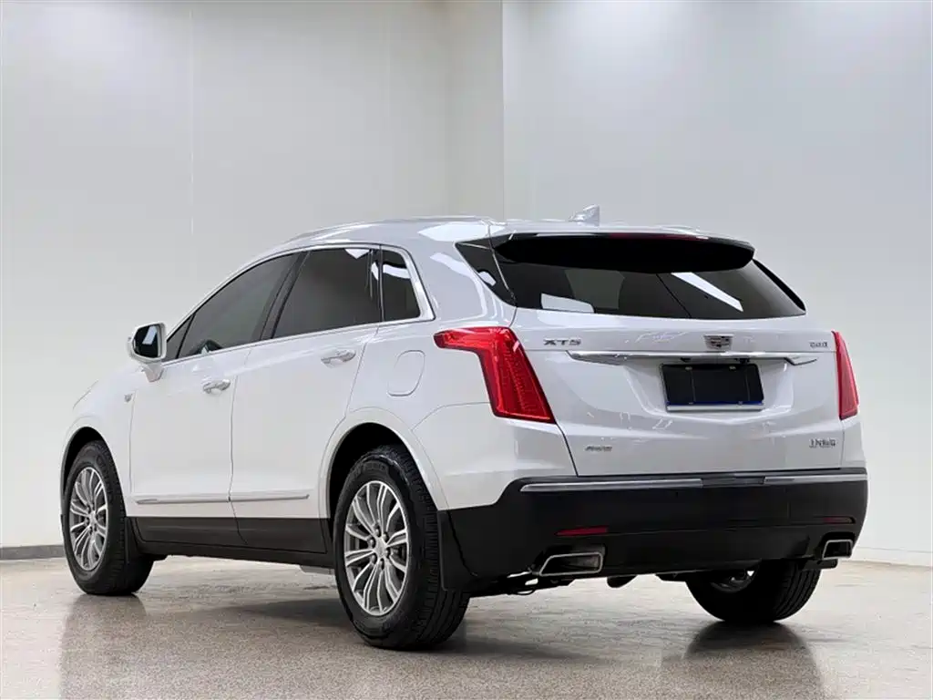 Cadillac XT5 2018 28T 4WD Luxury фото 10