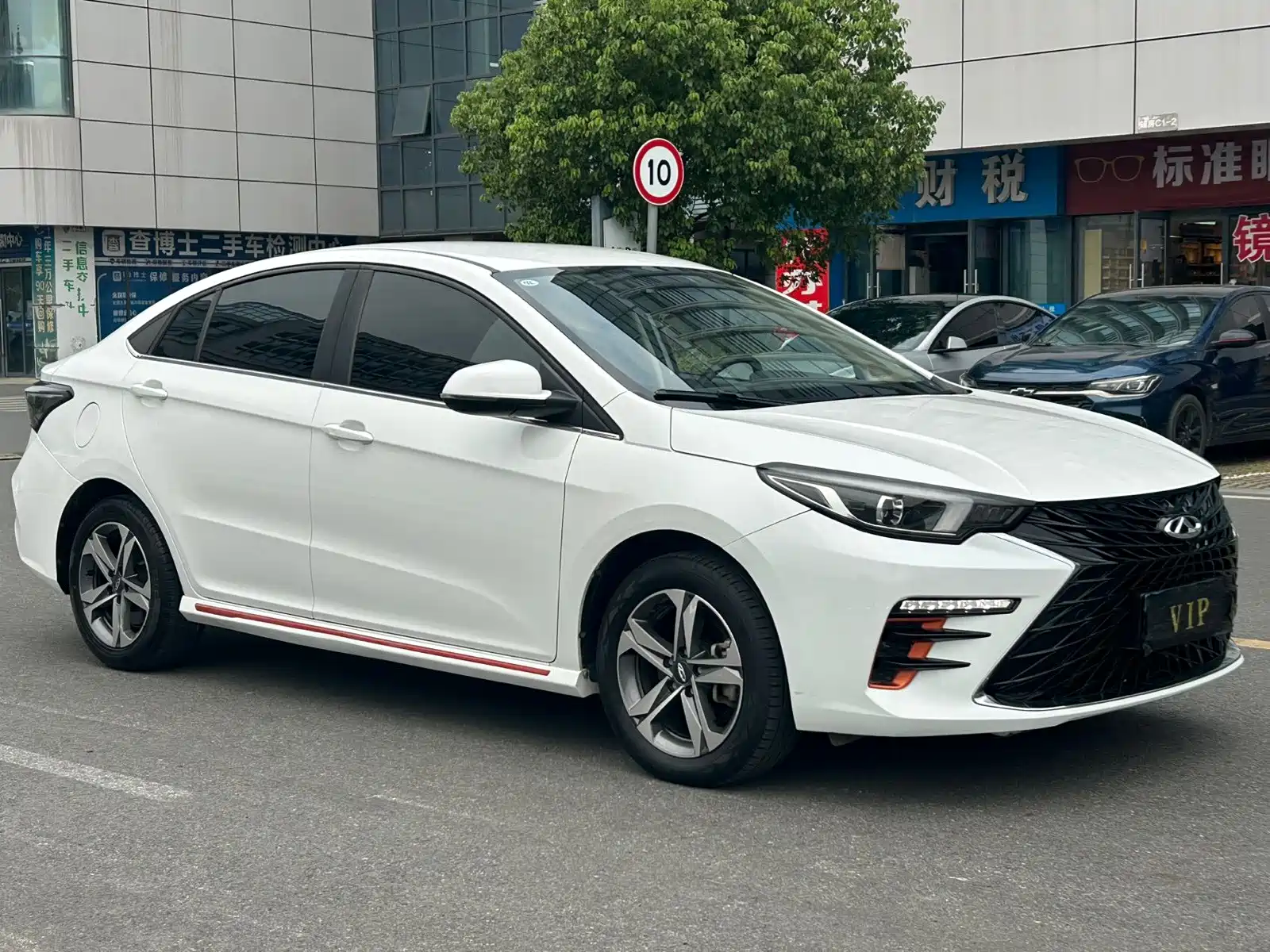 Фото 2 - Chery Arrizo 5 PLUS