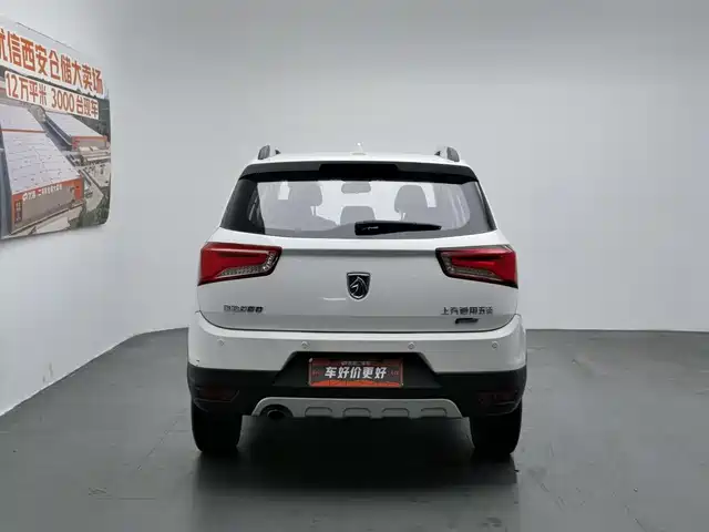 Baojun 560 2016 1.8L Manual Luxury — фото 4