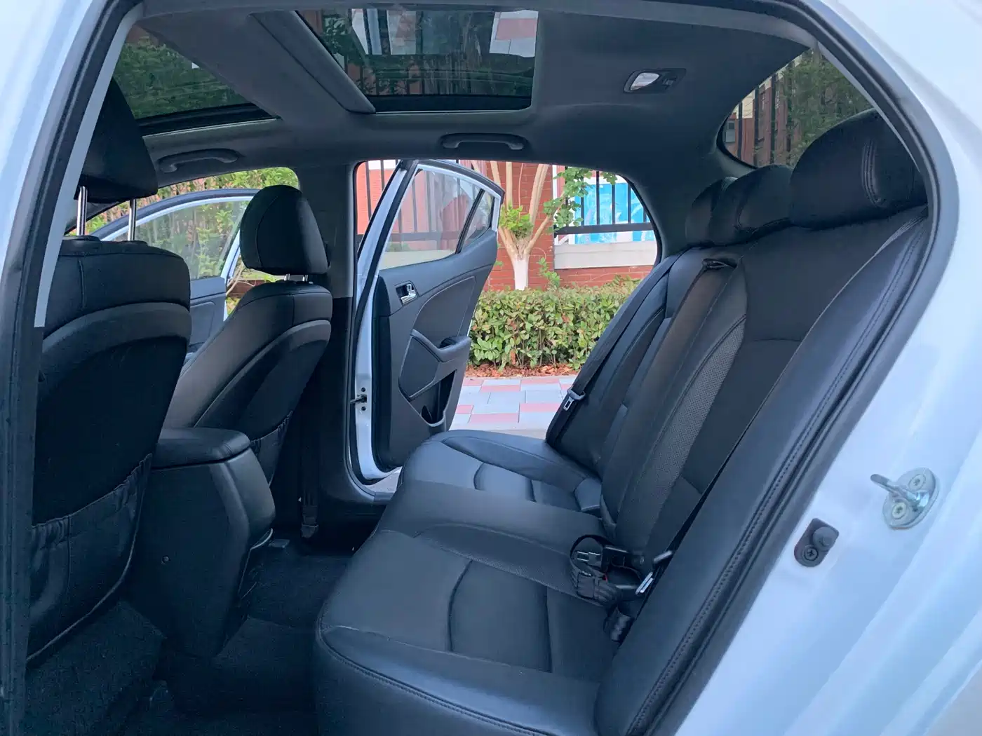 Kia K5 2014 2.0L Automatic LUXURY фото 8