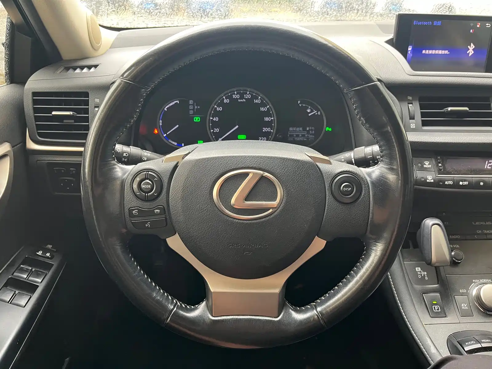 Фото 14 - Lexus CT