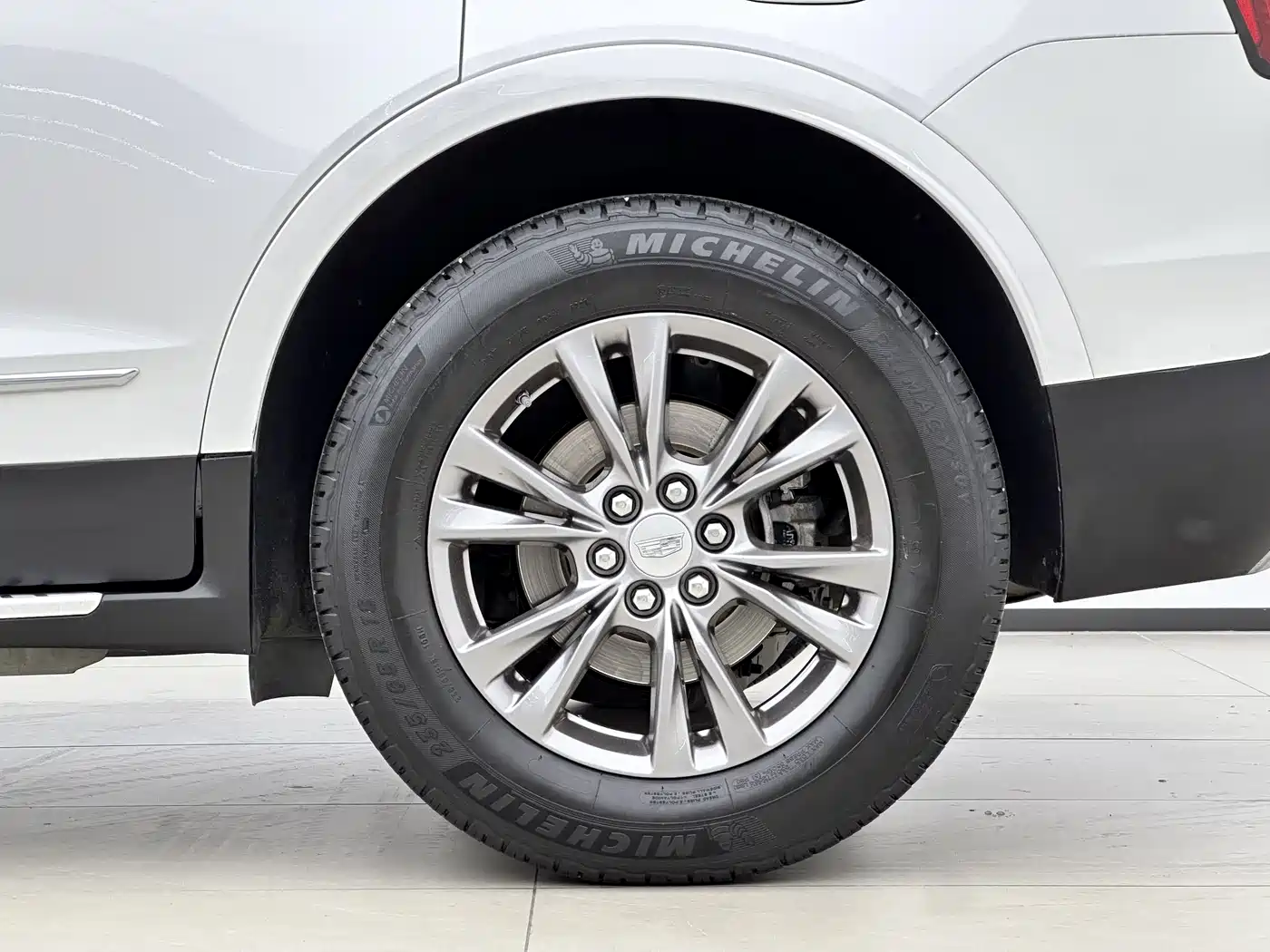 Cadillac XT5 2020 28T Luxury Model фото 15
