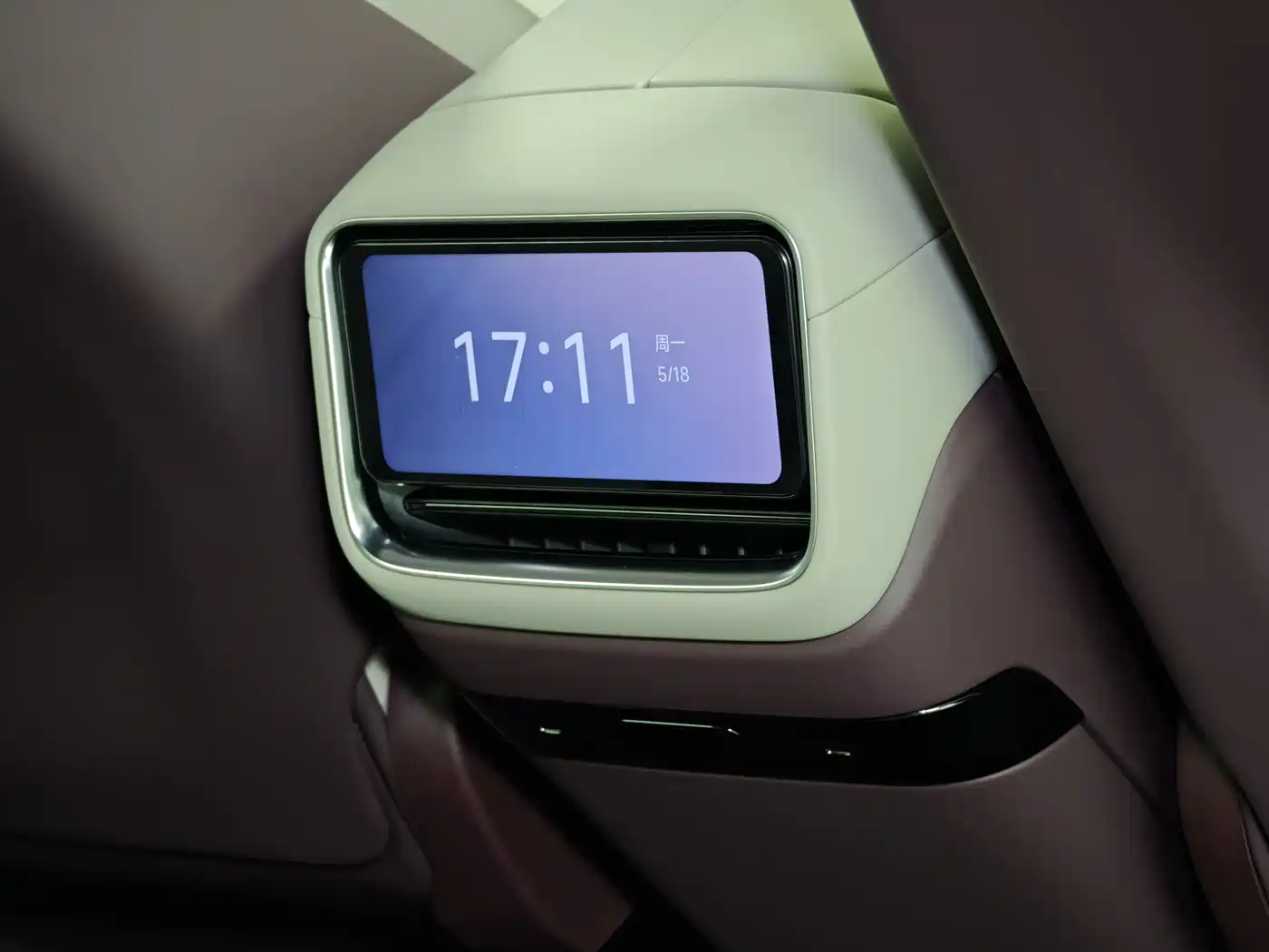 Xiaomi Auto Xiaomi YU7 2025 Extended Range RWD Edition фото 23