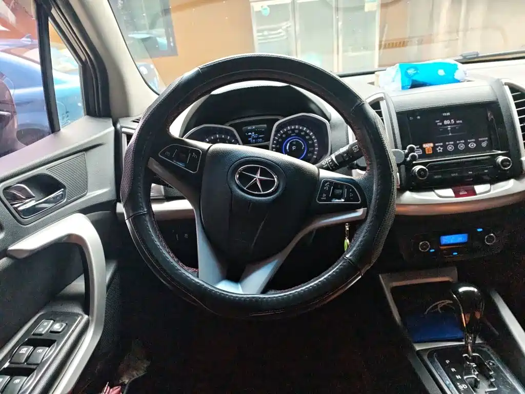 JAC Motors Refine S3 2016 2016 1.5L CVT Luxury Smart