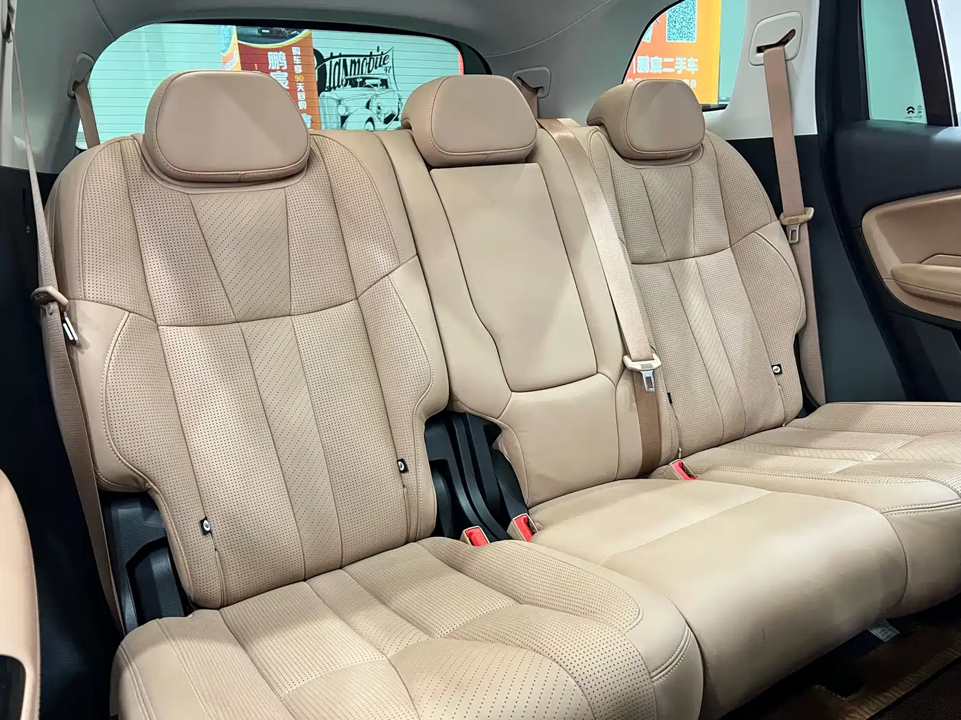 NIO ES8 2019 2018 355KM Base Model 7-Seater Version