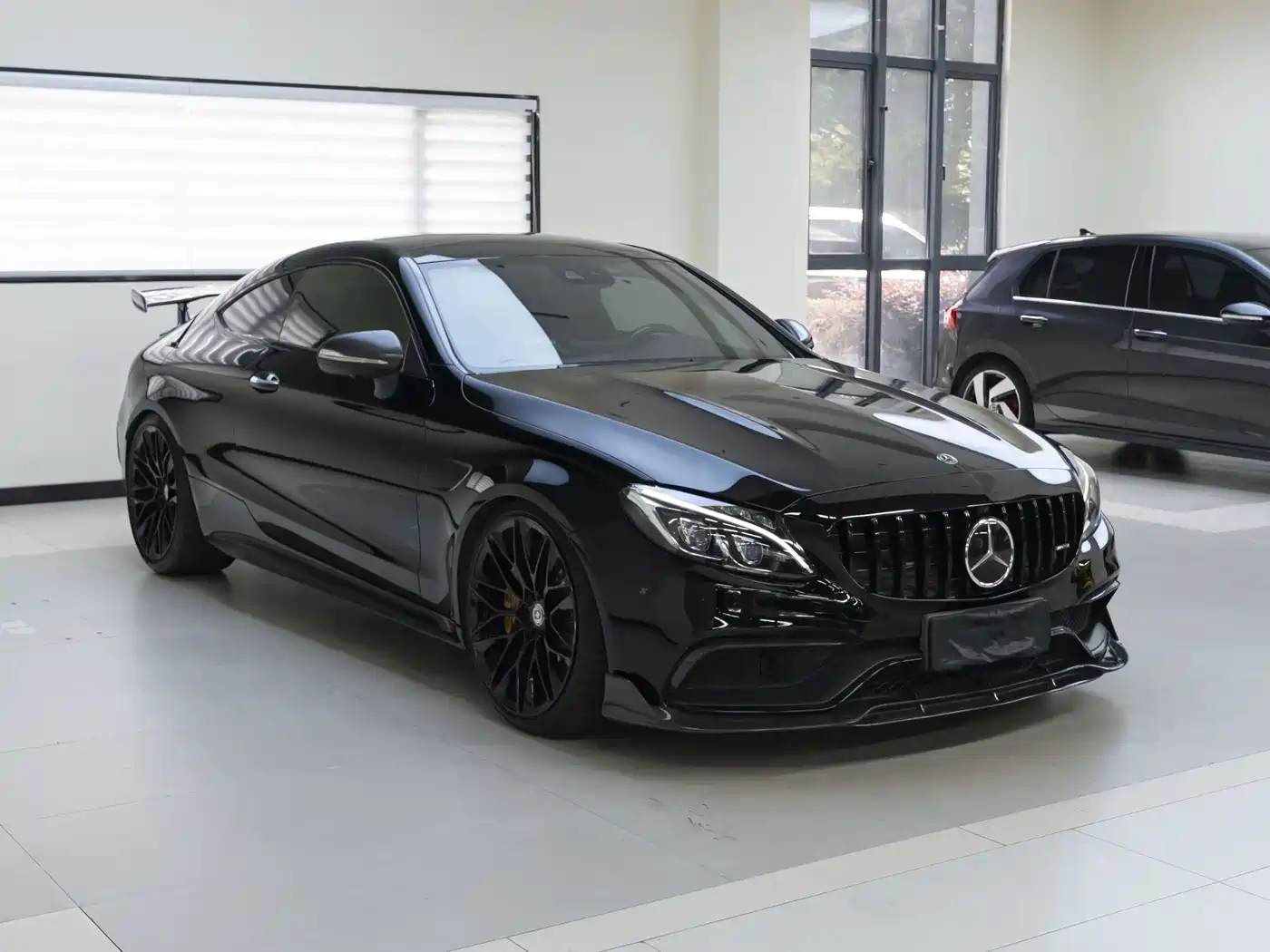 Mercedes-Benz C-Class AMG 2016 AMG C 63 S Coupe фото 3