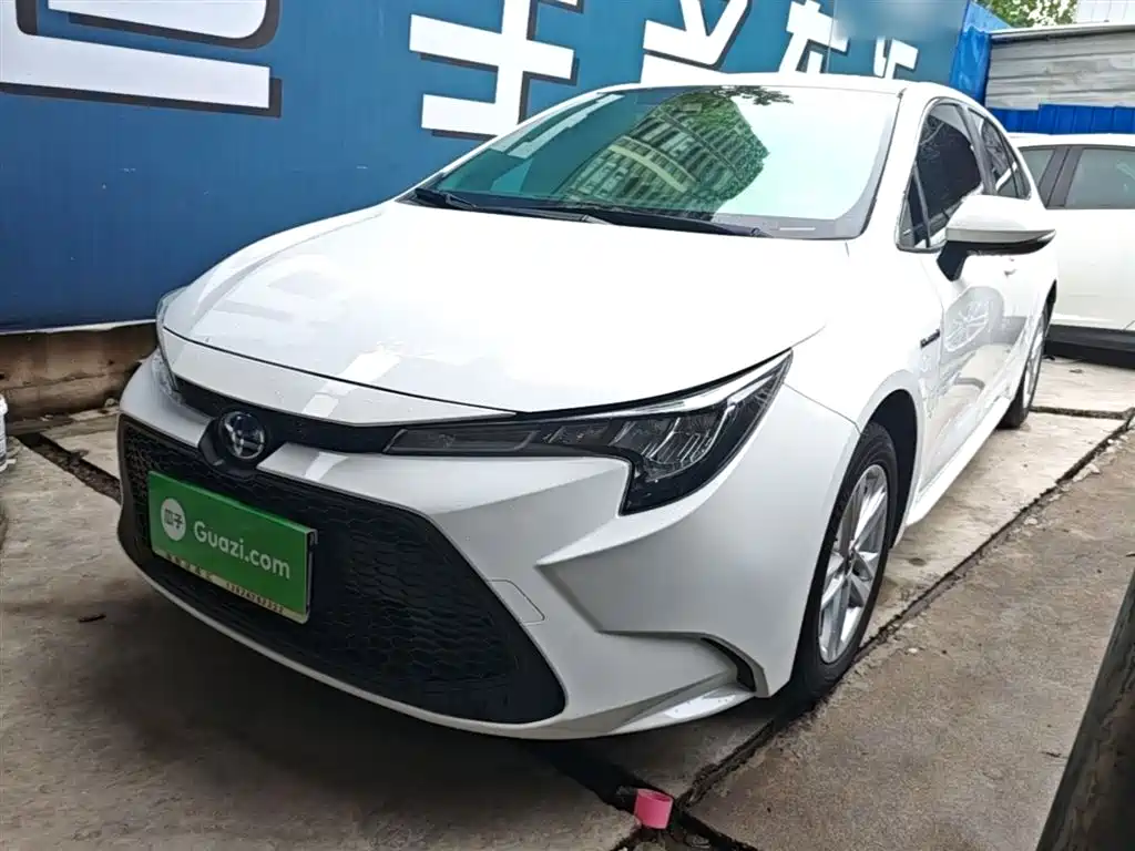 Toyota Levin 2022 Dual Engine 1.8H E-CVT Leading Edition