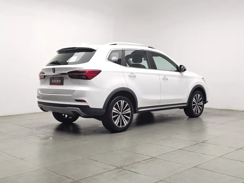 Фото 2 - Roewe RX5