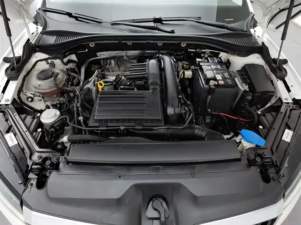Škoda Superb 2019 TSI280 DSG Standard Edition фото 6