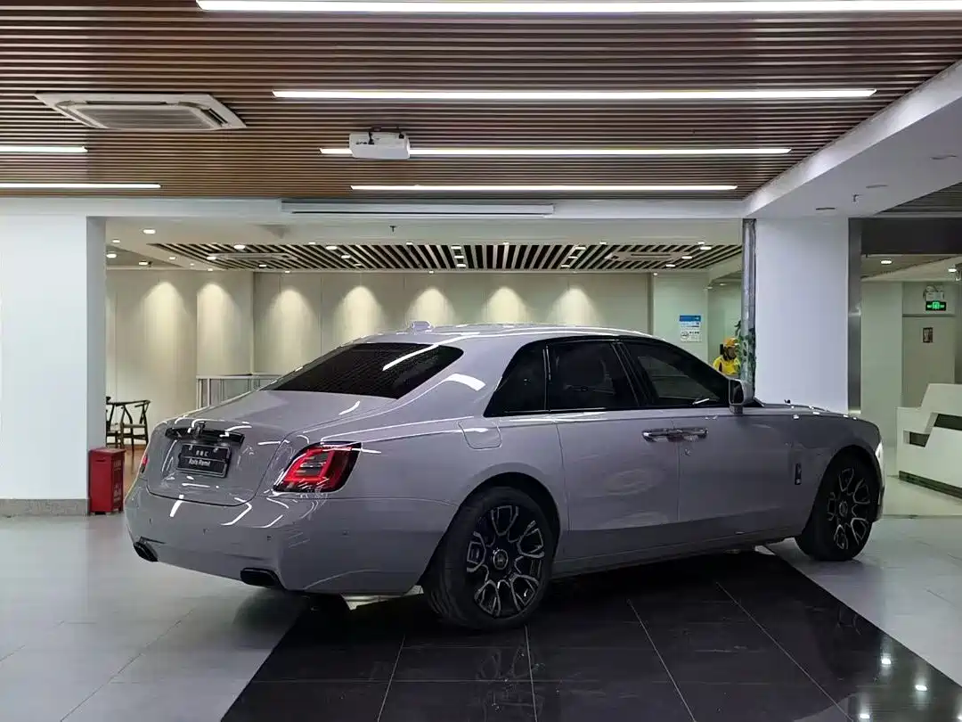 Rolls-Royce Ghost 2022 6.7T Black Badge фото 3