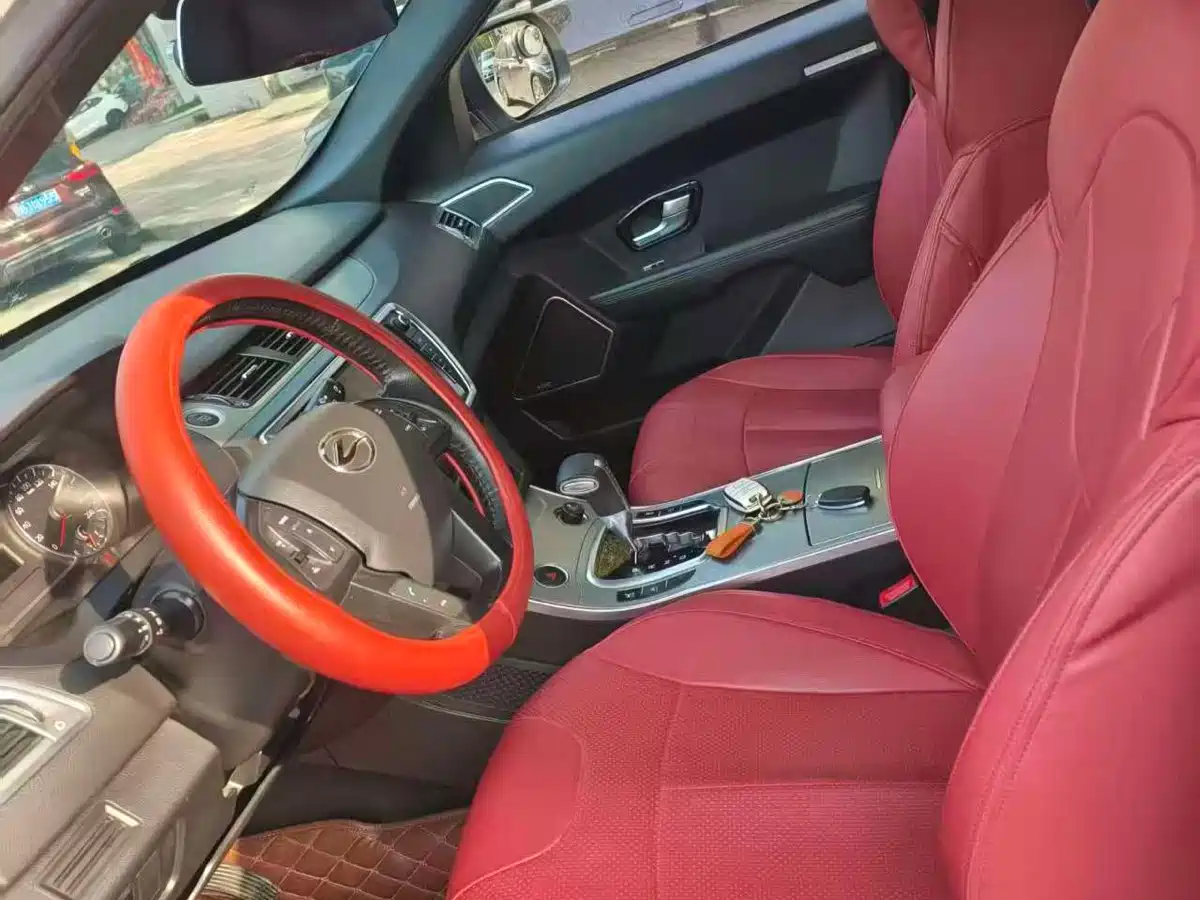 Landwind X7 2015 2015 2.0T Panorama Premium Edition
