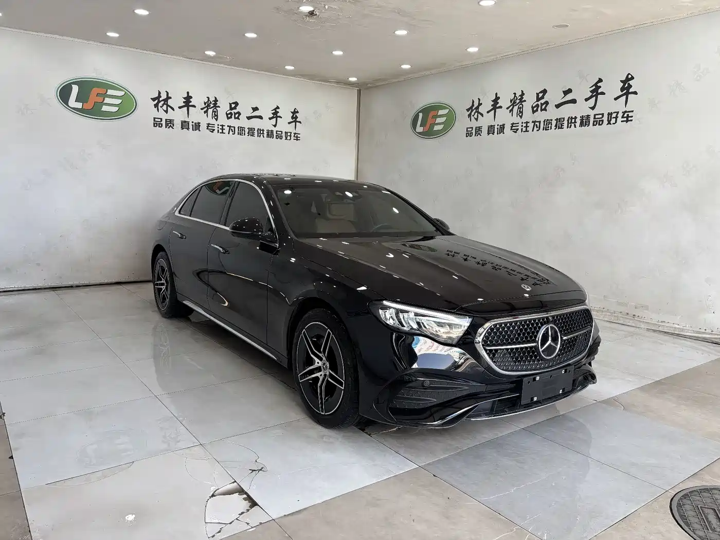 Mercedes-Benz E-Class 2025 E 300 L Luxury Sport фото 3