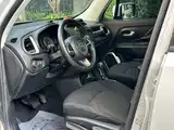 Фото 8 - Jeep Renegade