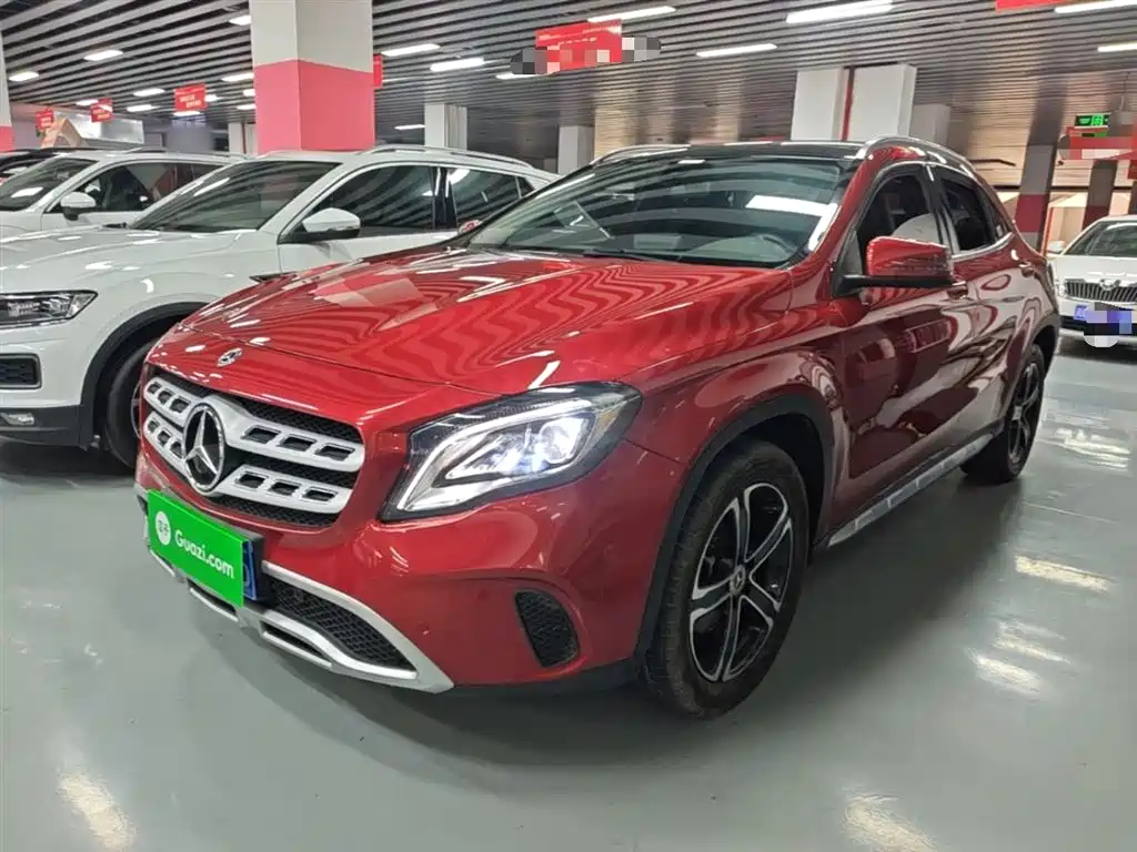 Mercedes-Benz GLA 2018 GLA 200 Fashion