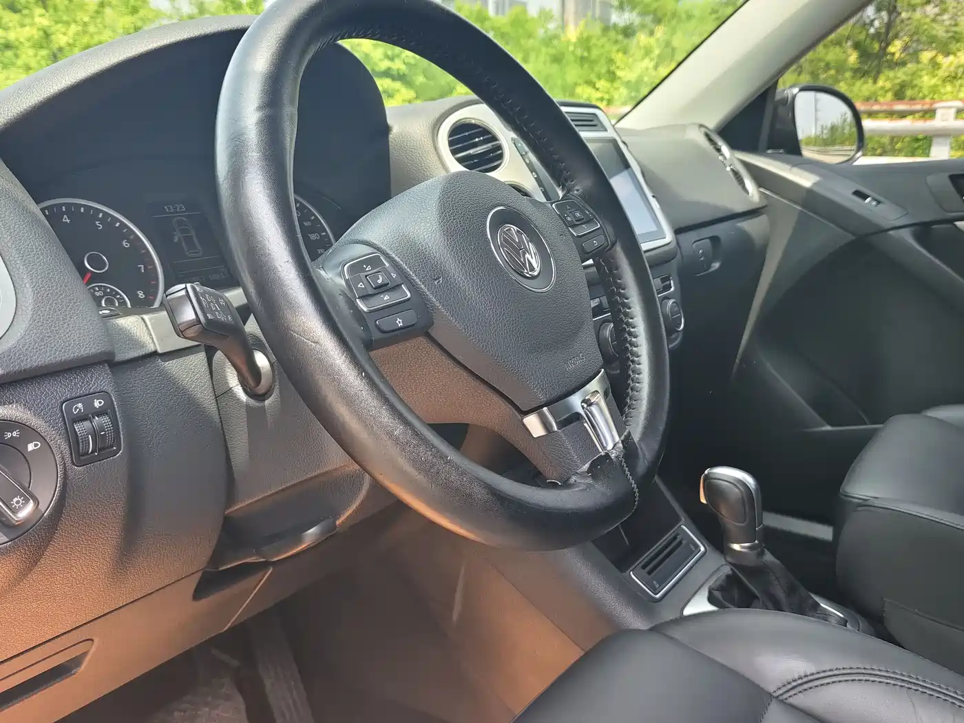 Volkswagen Tiguan 2015 1.8TSI Automatic 2WD Comfortline фото 7
