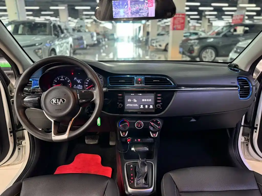 Kia K2 2018 2017 Sedan 1.4L AT 15th Anniversary Special Edition GLS