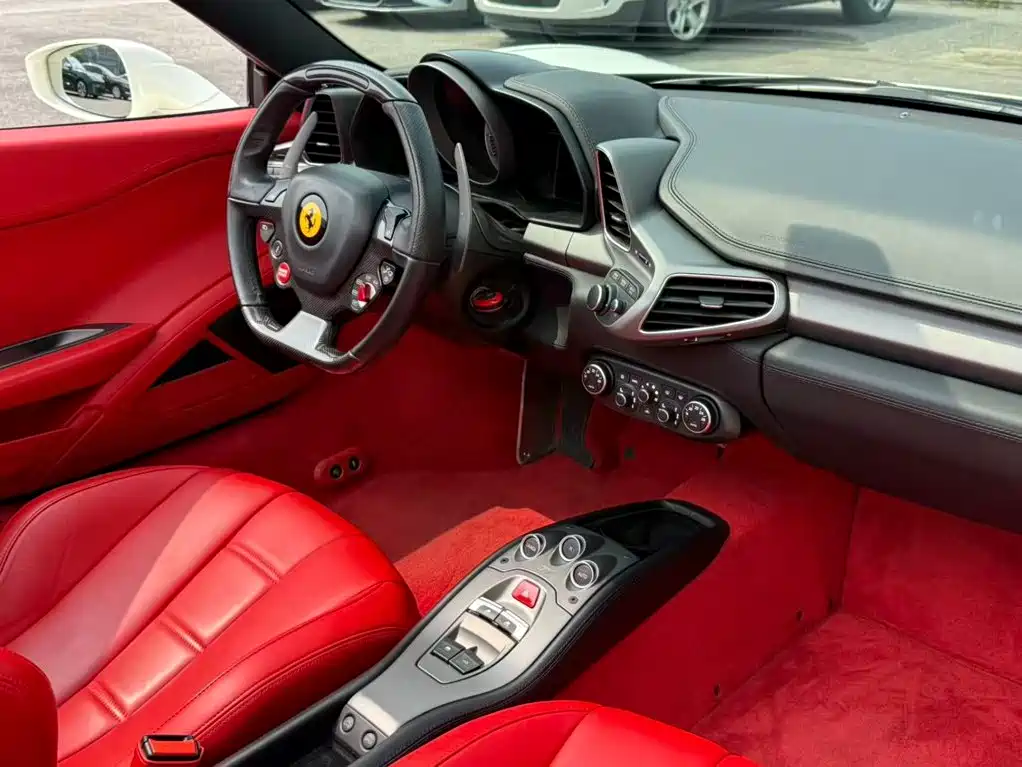 Ferrari 458 2015 2013 4.5L Spider