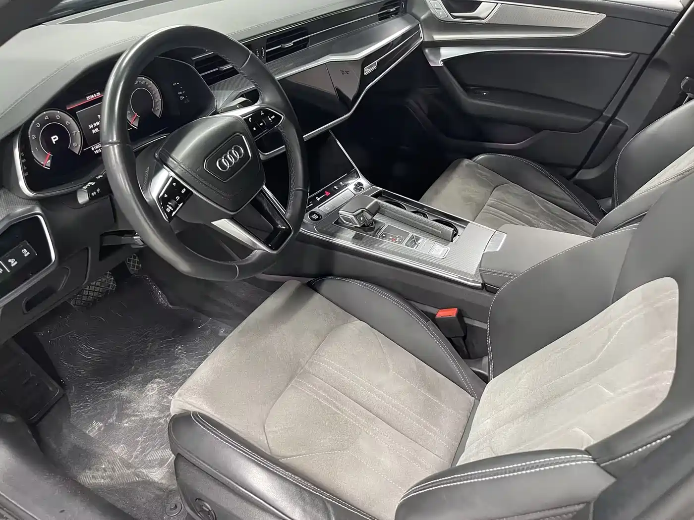 Audi A6L 2023 40 TFSI Luxury Dynamic фото 11