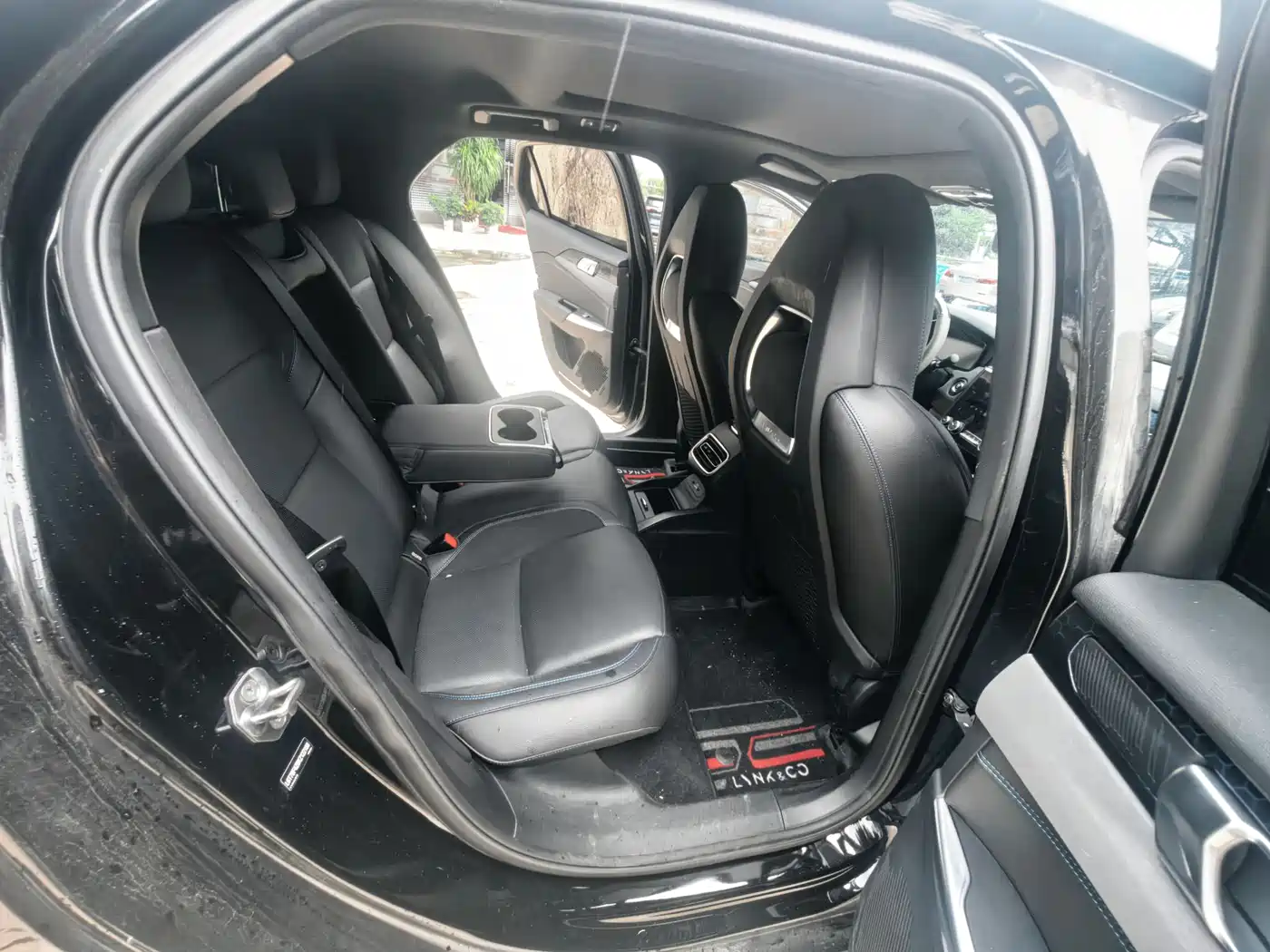 Lynk & Co 03 New Energy 2020 1.5T PHEV Pro фото 24