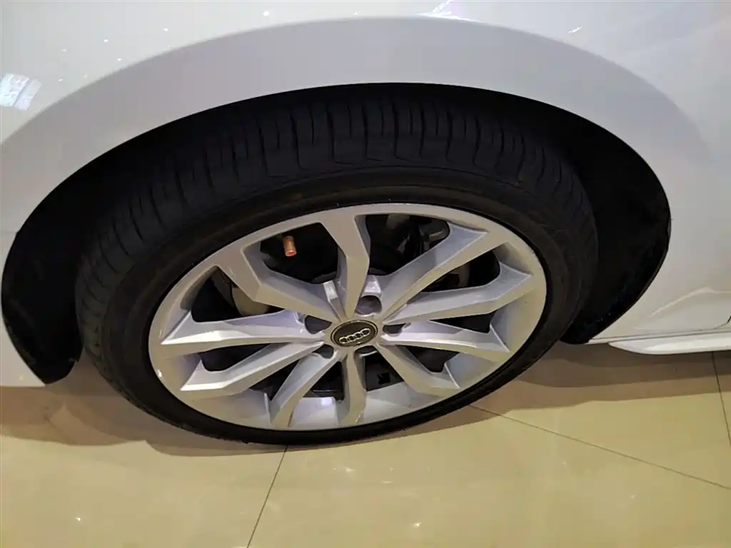 Audi A4L 2018 30th Anniversary 40 TFSI Progressive фото 23