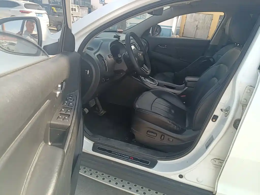 Photo 16 - Kia Sportage