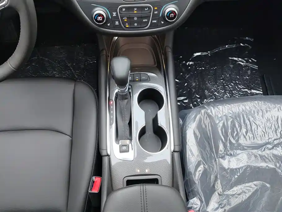 Chevrolet Malibu XL 2023 1.5T RS Edition фото 16