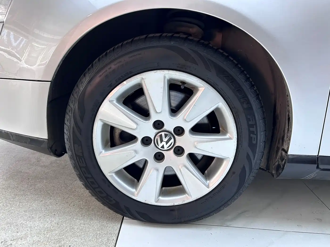 Volkswagen Magotan 2009 1.8TSI DSG Comfort фото 29