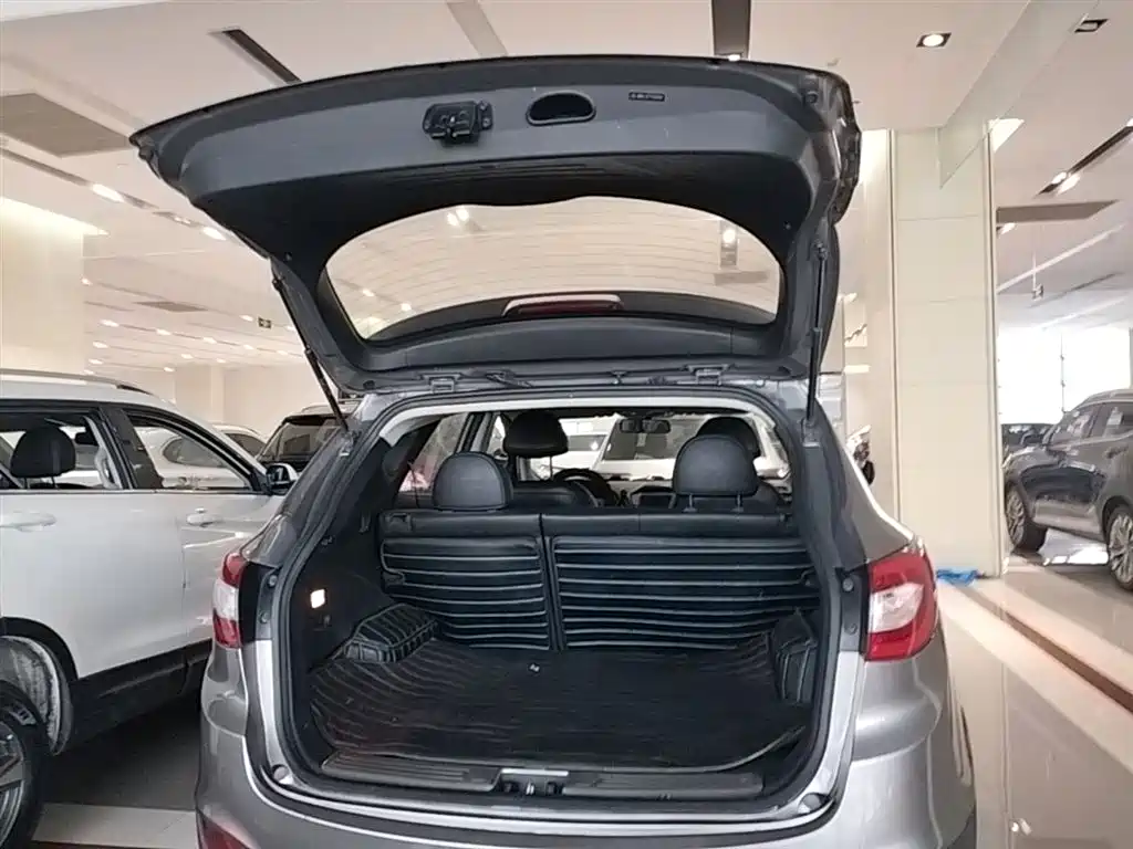 Hyundai Beijing Hyundai ix35 2013 2.0L Auto 2WD Smart GLS China IV фото 19