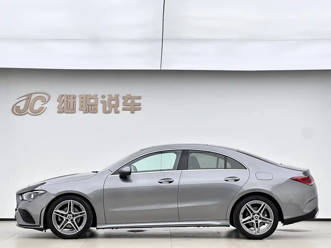 Mercedes-Benz CLA (Import) 2021 CLA 200 фото 2