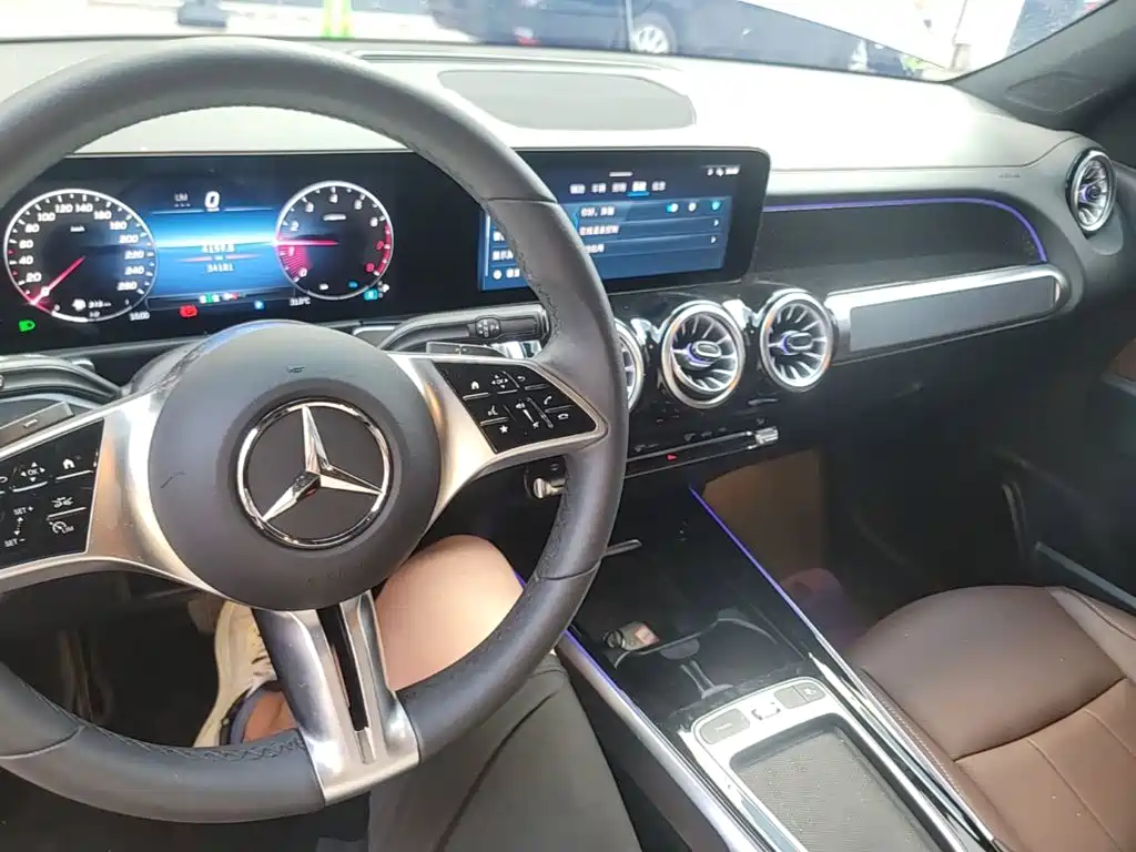 Mercedes-Benz GLB 2024 2024 Facelift GLB 220 Dynamic