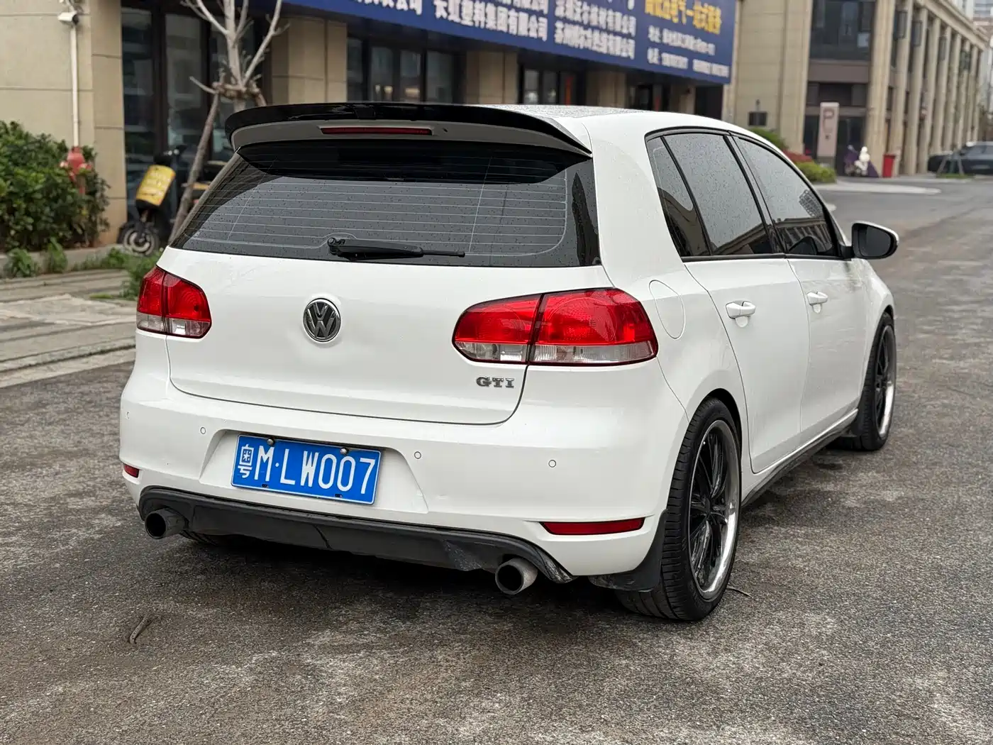 Volkswagen Golf GTI 2012 2.0TSI GTI фото 9