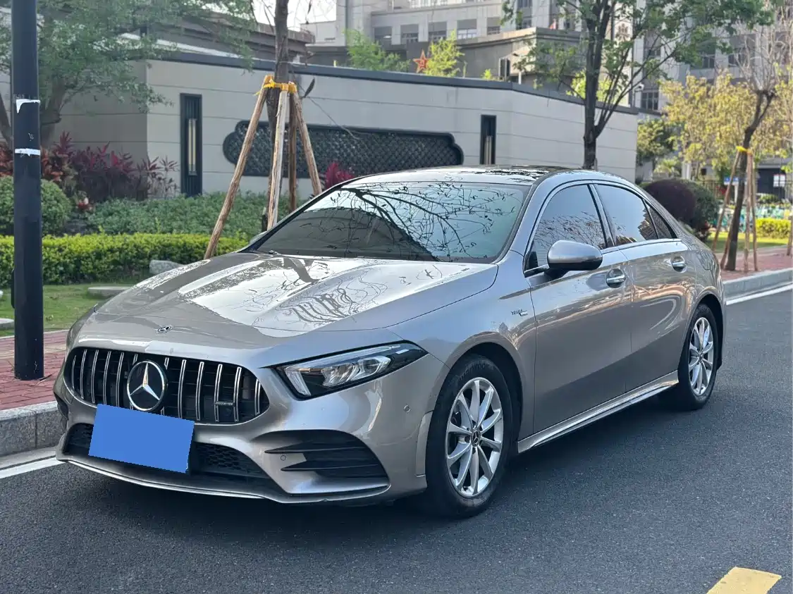 Mercedes-Benz A-Class 2019 A 200 L Sport Sedan