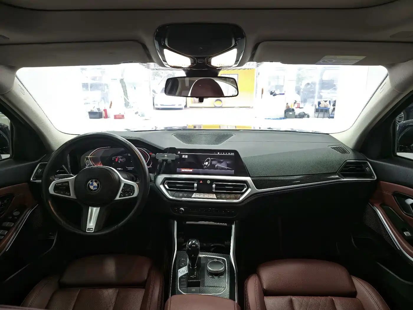 BMW 3 Series 2022 325Li M Sport Package фото 9