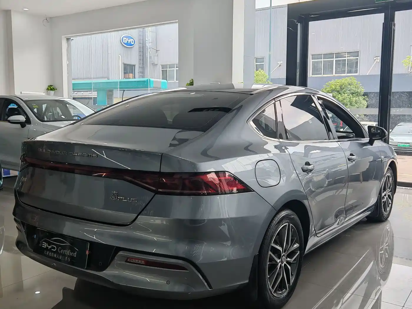 BYD Qin PLUS 2021 2021 EV 500KM Luxury Model