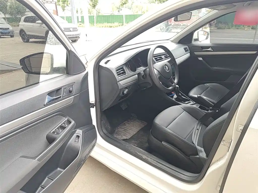 Volkswagen Lavida 2019 Lavida Start 1.5L Auto Trend (China VI) фото 16