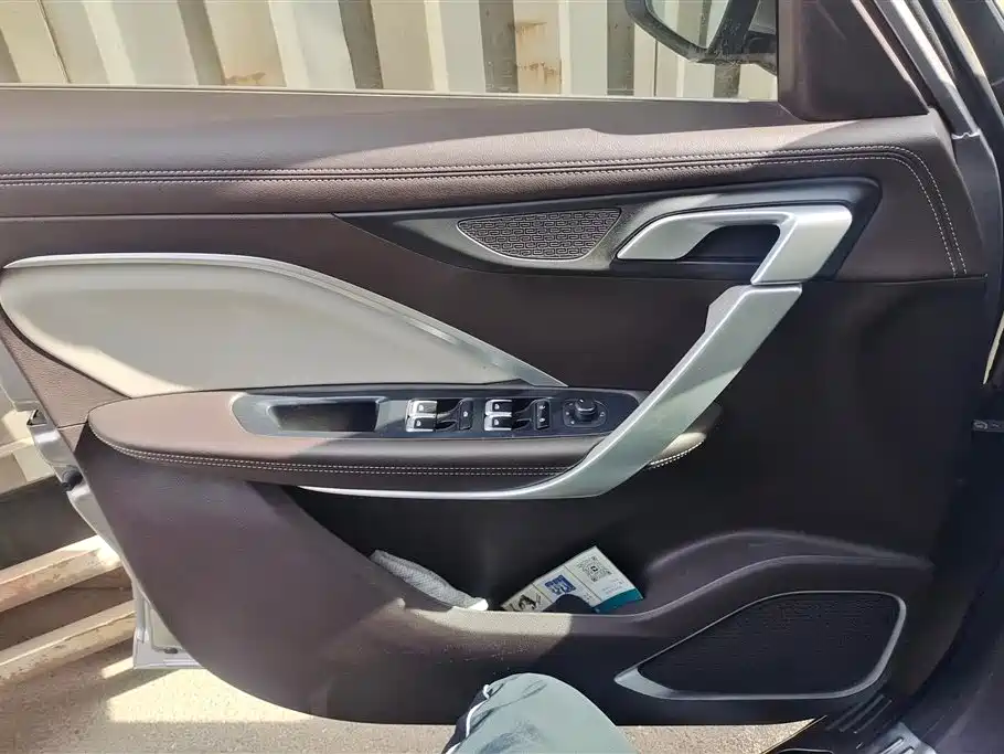 GEELY AUTOMOBILE JIAJIE