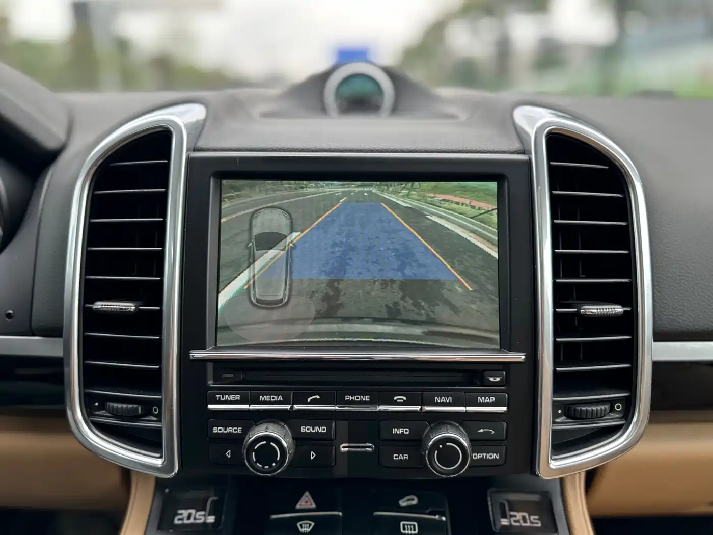 Porsche Cayenne 2014 Cayenne Platinum Edition 3.0T фото 10