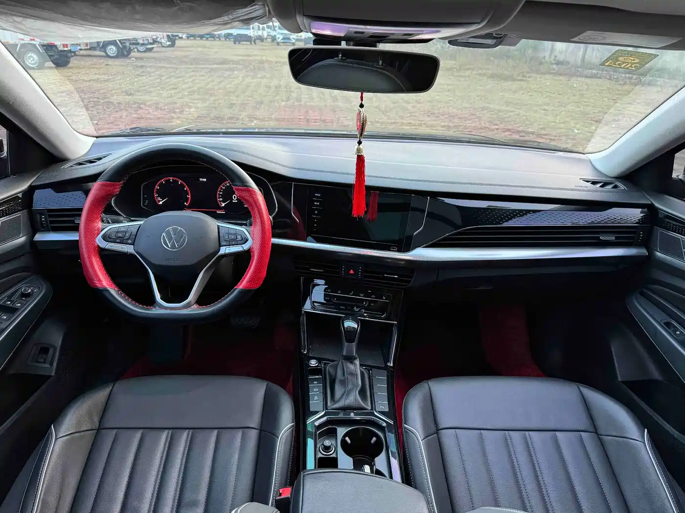 Volkswagen Passat 2022 330TSI Starlight Elite Edition фото 5